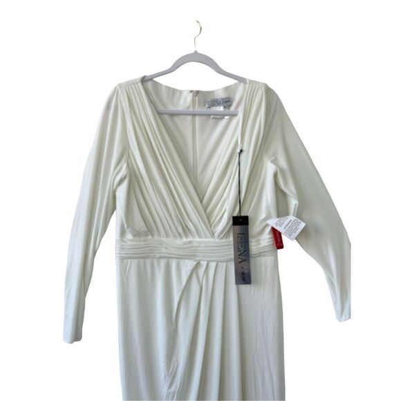 Mac Dugal V Neck Long Sleeve High Slit Gown White Women's Size 12 - Picture 3 of 8